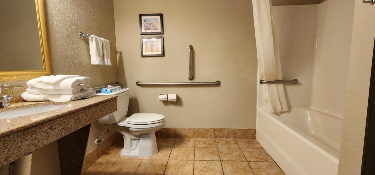 Comfort Inn & Suites Шакопи Экстерьер фото